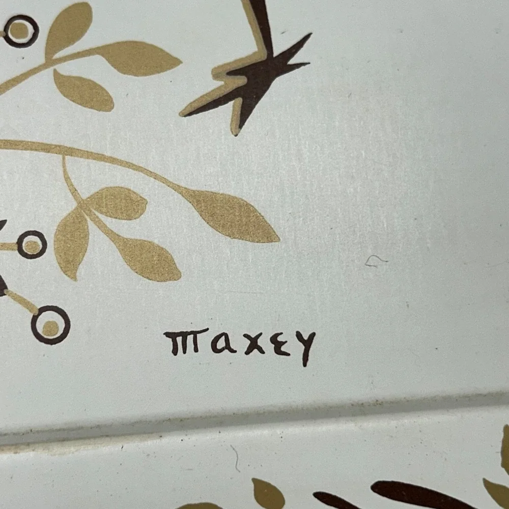 Vintage Maxey Rooster Metal Serving Trays Set of 2 Mid Century Folk Art Cream
